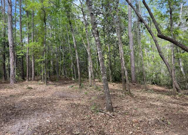 Property at lot 18 Cross Creek Cir, Freeport, FL 32439