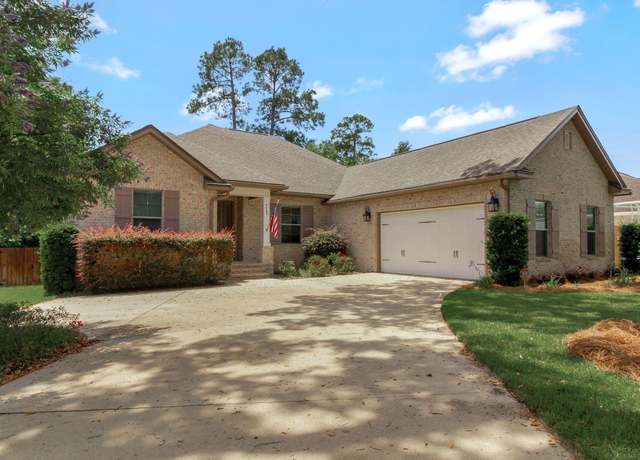 Property at 4480 New Market Rd, Niceville, FL 32578, 4 beds, 3 baths