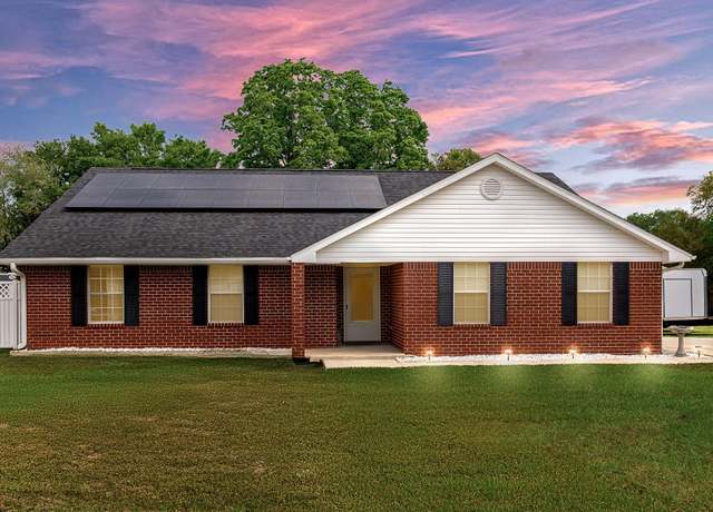Property at 2873 Winners Circle Dr, Navarre, FL 32566, 4 beds, 2 baths