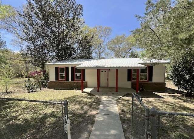 Property at 8106 County Line Rd, Laurel Hill, FL 32567, 3 beds, 2 baths