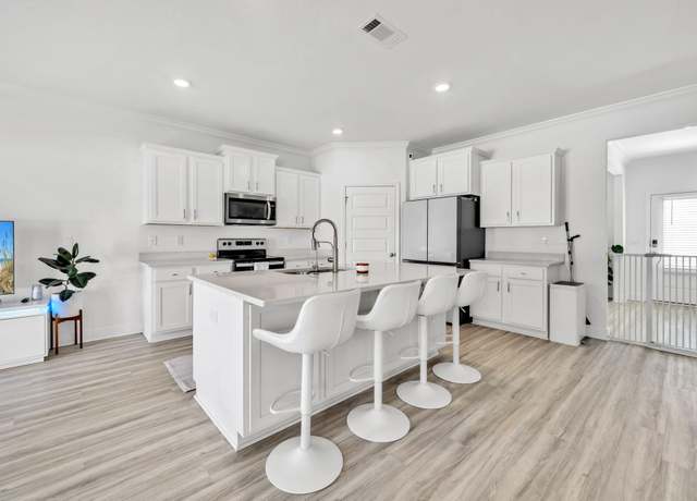 Property at 210 Piper Cv, Santa Rosa Beach, FL 32459, 5 beds, 3 baths