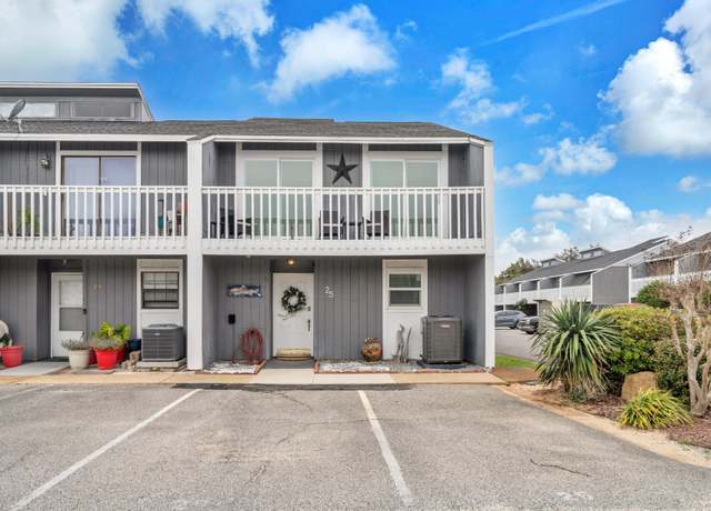 Property at 25 Court Dr, Destin, FL 32541, 3 beds, 3.5 baths