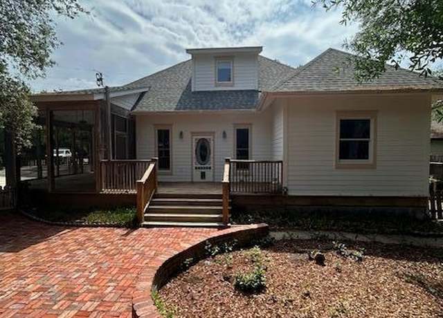 Property at 615 Beach Dr, Destin, FL 32541, 3 beds, 3 baths