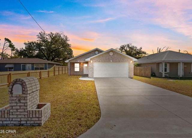Property at 804 Kirklin Ave, Panama City, FL 32401, 3 beds, 2 baths