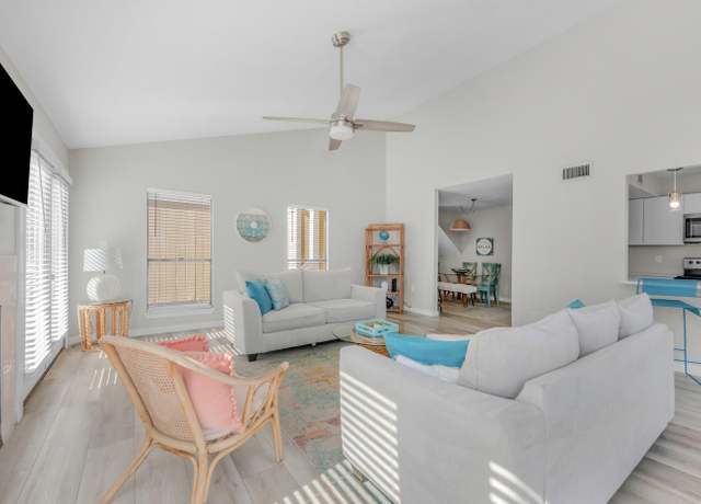 Property at 775 Gulf Shore Dr Unit 31, Destin, FL 32541, 3 beds, 2 baths