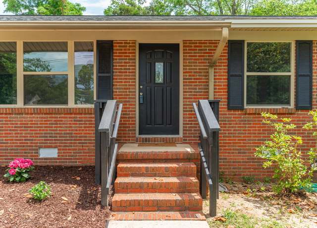 Property at 699 Ridge Lake Rd, Crestview, FL 32536, 4 beds, 2 baths