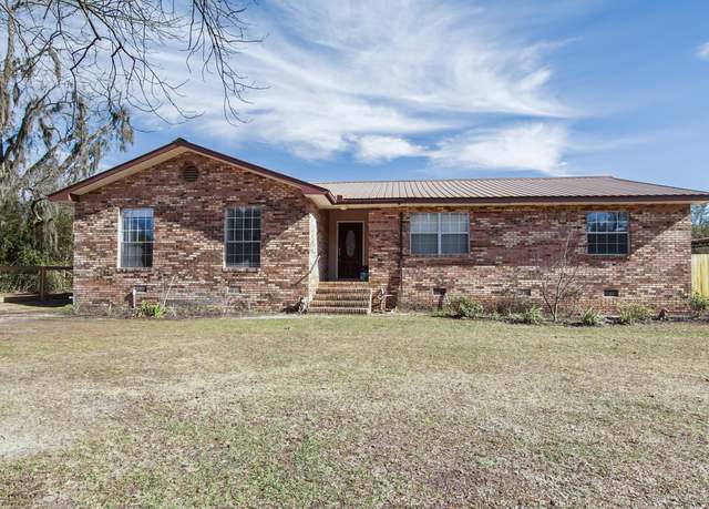 Property at 1979 Pleasant Hill Rd, Bonifay, FL 32425, 3 beds, 2 baths