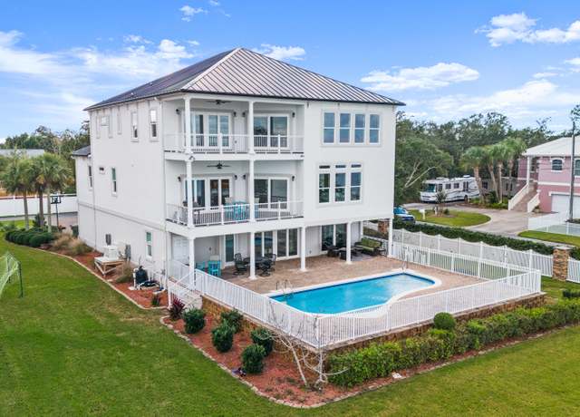 Property at 107 Alabama Ave, Lynn Haven, FL 32444, 6 beds, 5.5 baths