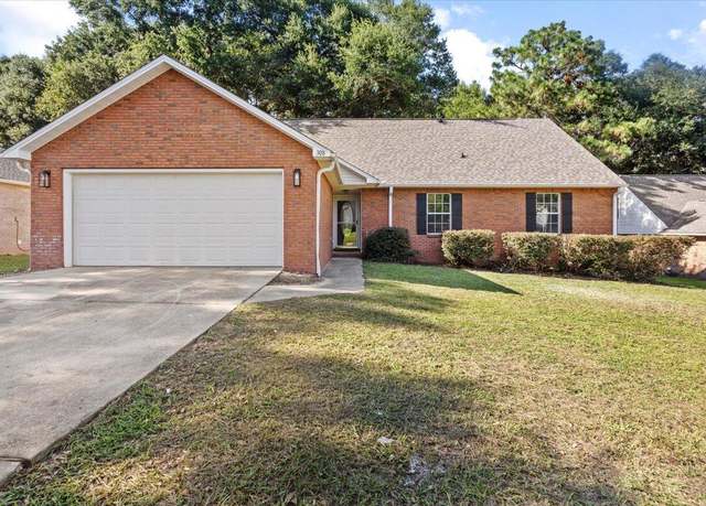 Property at 308 Trinidad Ct Ct, Crestview, FL 32536, 5 beds, 3 baths