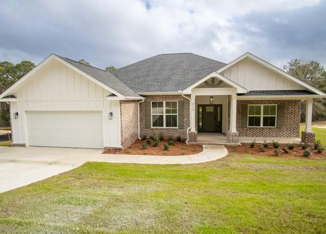 Property at 313 Shoal River Dr, Crestview, FL 32539, 4 beds, 2.5 baths