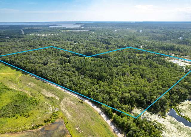 Property at 465 Hatcher Cemetery Rd, Freeport, FL 32439