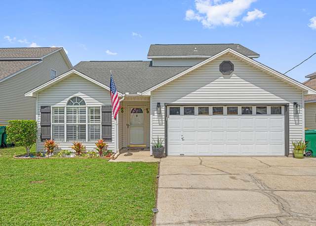 Property at 138 Beach Dr, Fort Walton Beach, FL 32547, 4 beds, 2.5 baths