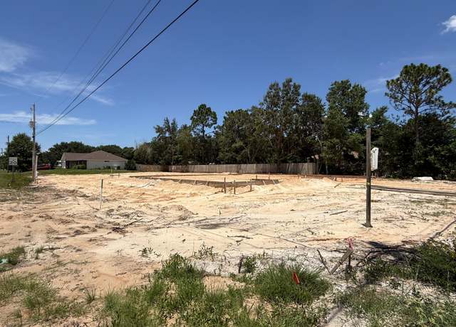 Property at 2079 Andorra St, Navarre, FL 32566, 4 beds, 3.5 baths