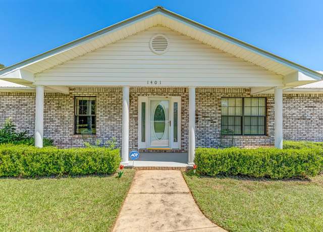 Property at 1401 Greenwood Rd, Baker, FL 32531, 3 beds, 2 baths