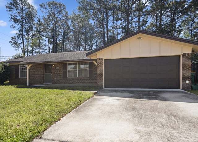 Property at 400 Tanglewood Dr, Fort Walton Beach, FL 32547, 3 beds, 2 baths