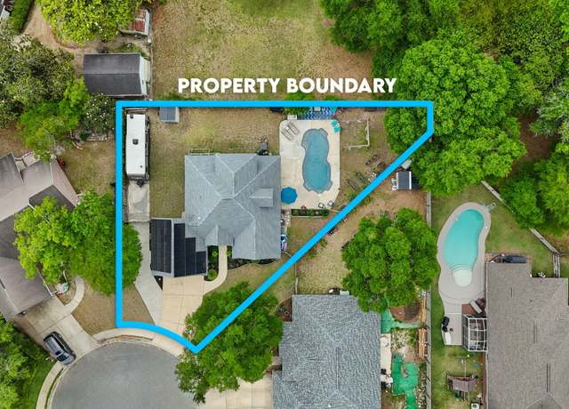Property at 528 Wildflower Ct, Niceville, FL 32578, 4 beds, 3 baths