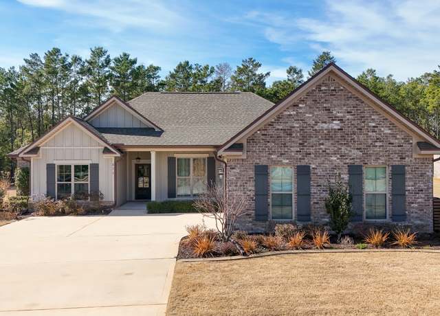Property at 271 Mill Pond Cv, Freeport, FL 32439, 4 beds, 3 baths
