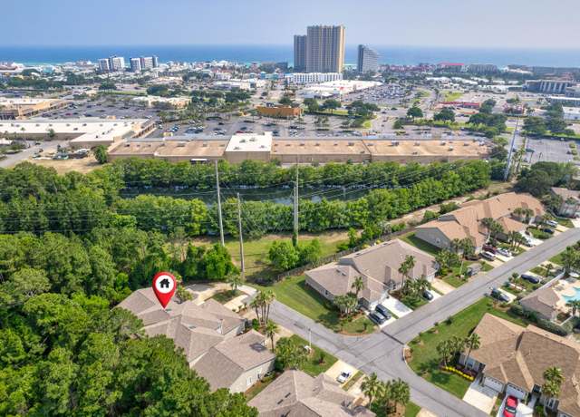 Property at 126 S Shore Dr #18, Miramar Beach, FL 32550, 3 beds, 2.5 baths