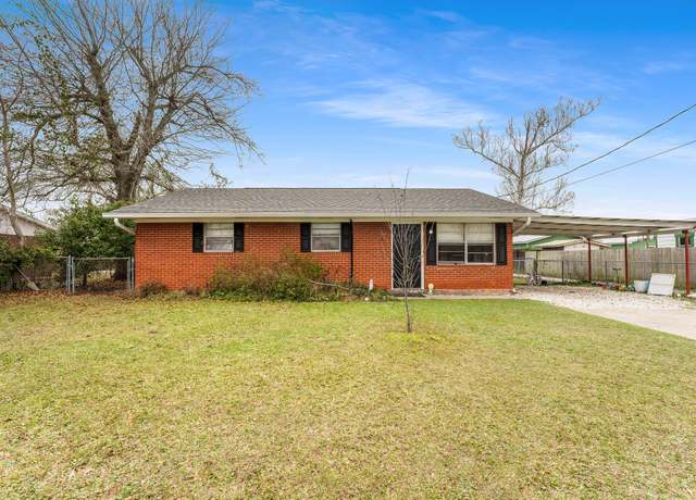 Property at 802 Nottingham Dr, Panama City, FL 32401, 4 beds, 2 baths