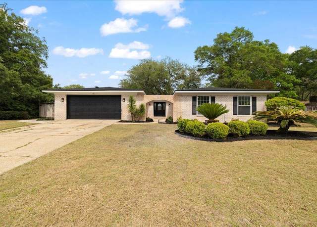 Property at 403 Cheyenne Cir, Fort Walton Beach, FL 32547, 4 beds, 2 baths