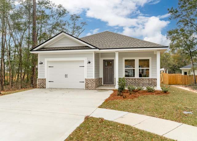 Property at 6109 Tansey St, Crestview, FL 32539, 3 beds, 2 baths