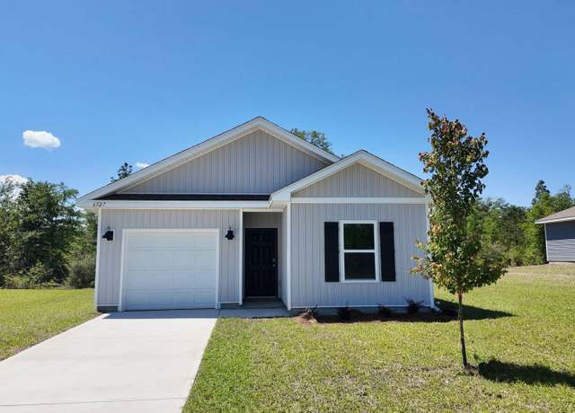 Property at 6527 Burleson Blvd, Crestview, FL 32539, 4 beds, 2 baths