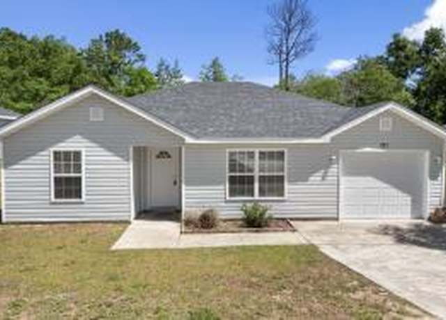 Property at 321 Apple Dr, Crestview, FL 32536, 3 beds, 2 baths