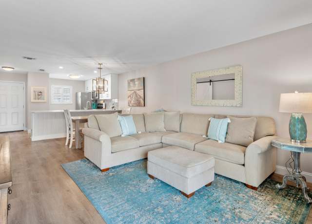Property at 51 Cross Creek Rd Unit 15, Miramar Beach, FL 32550, 2 beds, 2.5 baths