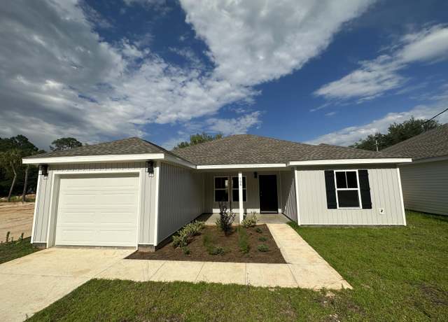 Property at 908 N Tracy St, Bonifay, FL 32425, 3 beds, 2 baths