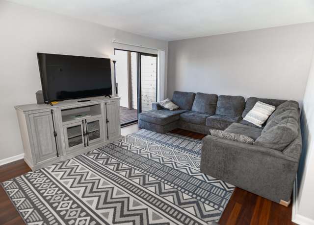 Property at 308 SW Miracle Strip Pkwy Unit 32D, Fort Walton Beach, FL 32548, 2 beds, 1 bath