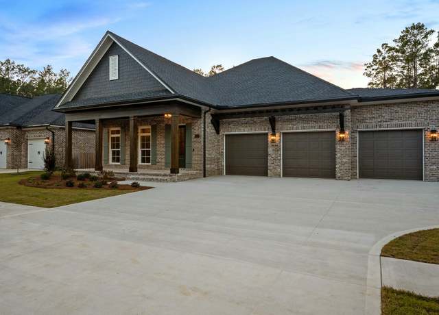 Property at 249 Shimmer Cir, Freeport, FL 32439, 3 beds, 2.5 baths