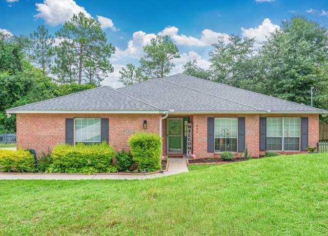 Property at 337 Peggy Dr, Crestview, FL 32536, 4 beds, 2 baths