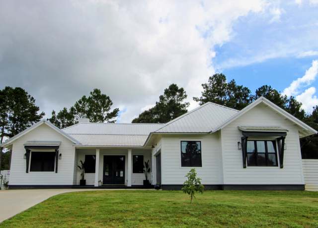 Property at 3116 Pinot Way, Crestview, FL 32536, 3 beds, 2.5 baths