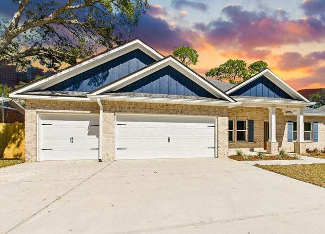 Property at 609 32nd St, Niceville, FL 32578, 5 beds, 3 baths
