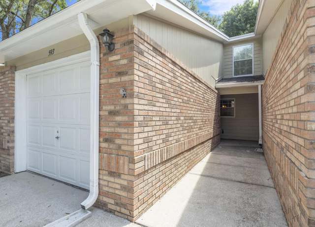 Property at 593 Emerald Ln, Fort Walton Beach, FL 32547, 2 beds, 1.5 baths