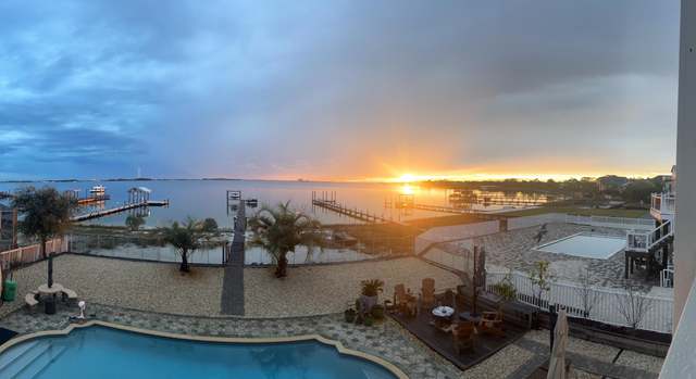 Photo of 160 Shoreline Dr, Mary Esther, FL 32569