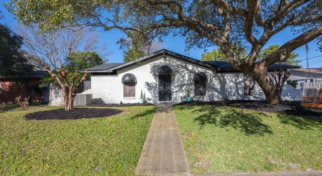 Photo of 613 Sea Oats Dr, Destin, FL 32541