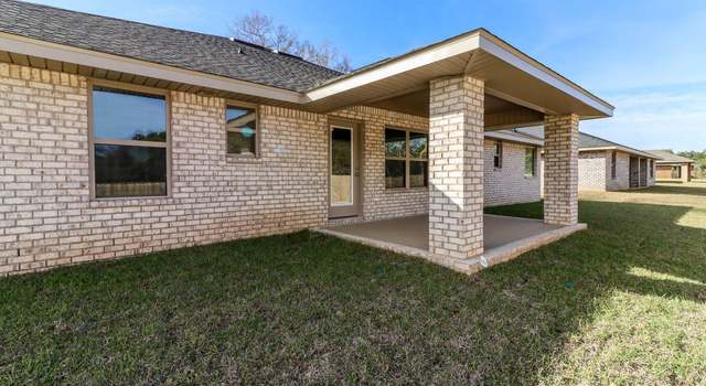 Photo of 5828 Crestlake Dr, Crestview, FL 32536