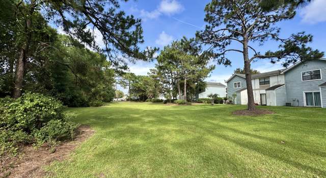 Photo of 223 Oxford Ct, Mary Esther, FL 32569