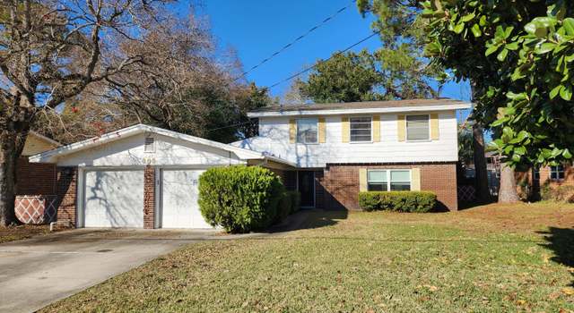 Photo of 305 NW Holmes Blvd, Fort Walton Beach, FL 32548