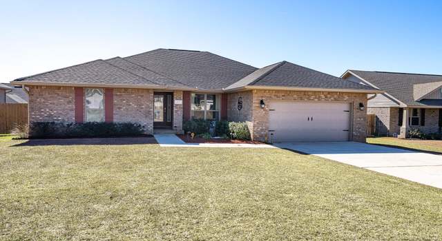 Photo of 2017 Broad St, Crestview, FL 32536