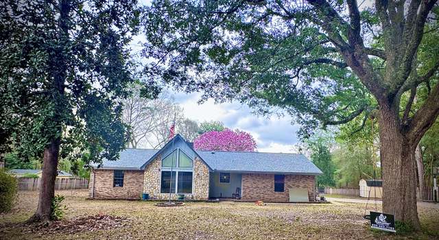 Photo of 6077 Terrace Ln, Crestview, FL 32536