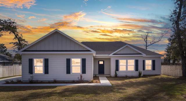 Photo of 6108 Lake Dr, Panama City, FL 32404