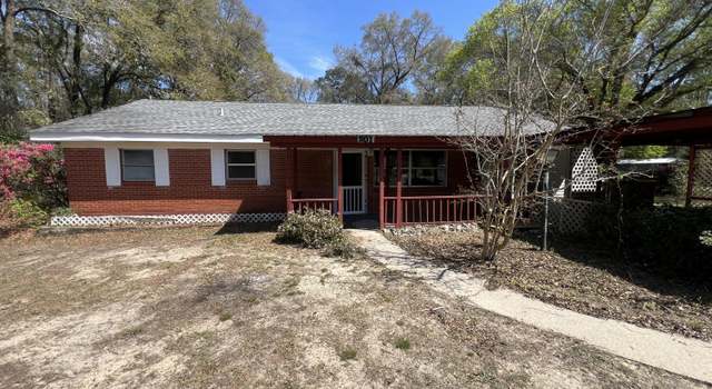 Photo of 301 Victory Ln, Crestview, FL 32539