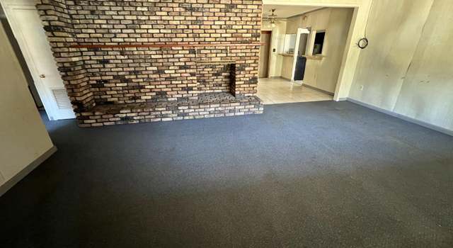 Photo of 301 Victory Ln, Crestview, FL 32539