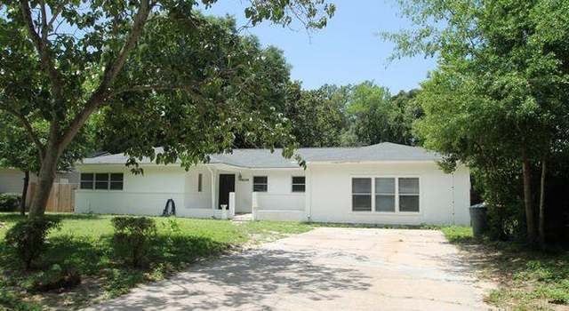 Photo of 30 SE Waynel Cir, Fort Walton Beach, FL 32548