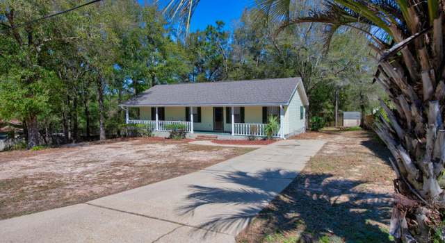 Photo of 265 Ridge Lake Rd, Crestview, FL 32536