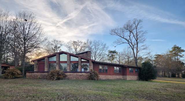 Photo of 5131 Wiggins Lake Rd, Walnut Hill, FL 32568