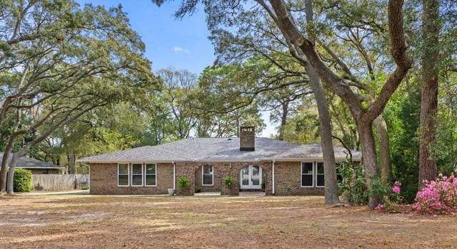 Photo of 178 Country Club Rd, Shalimar, FL 32579