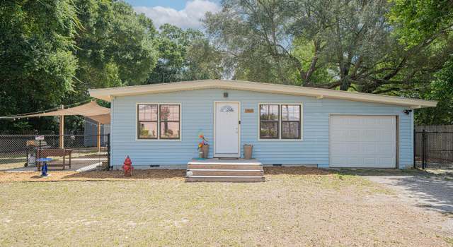 Photo of 1495 Hickory St, Niceville, FL 32578
